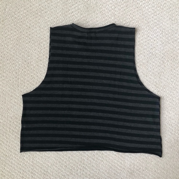 bp Crop Tank Top - Picture 2 of 3